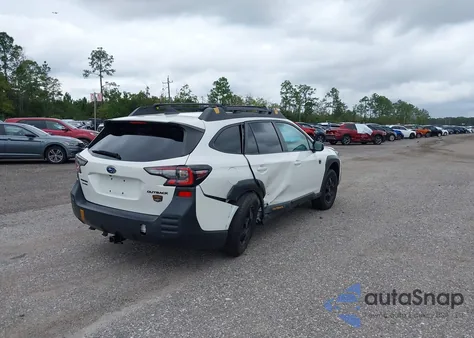 2023 Subaru Outback Wilderness z USA, uszkodzony, nr VIN 4S4BTGUD4P3155435